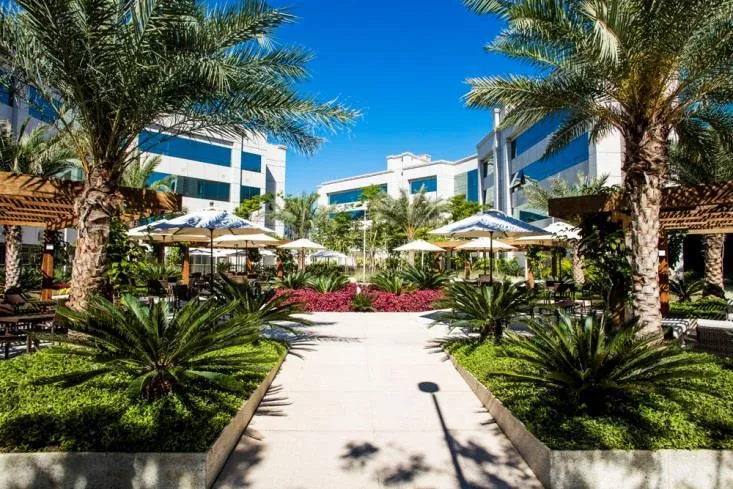 Century Square - Jardins