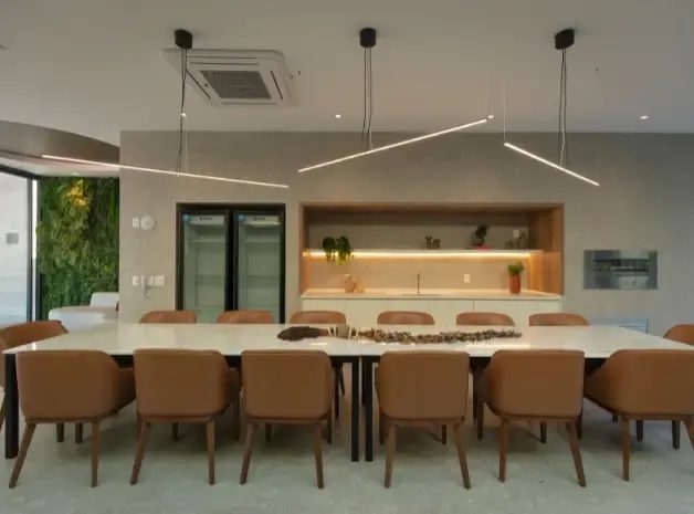 Espaço gourmet com churrasqueira